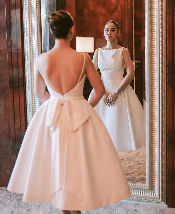 Simple White Backless Wedding Dress Evening Party Dress fg7036