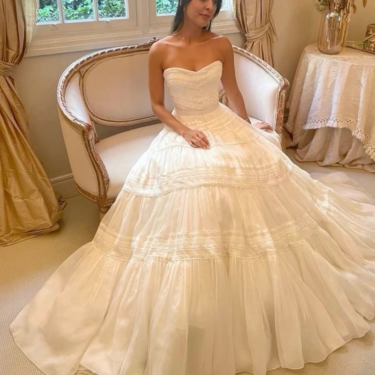 Vintage Wedding Dresses Strapless A Line Classic Bridal Gown fg6957