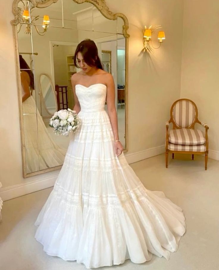 Vintage Wedding Dresses Strapless A Line Classic Bridal Gown fg6957