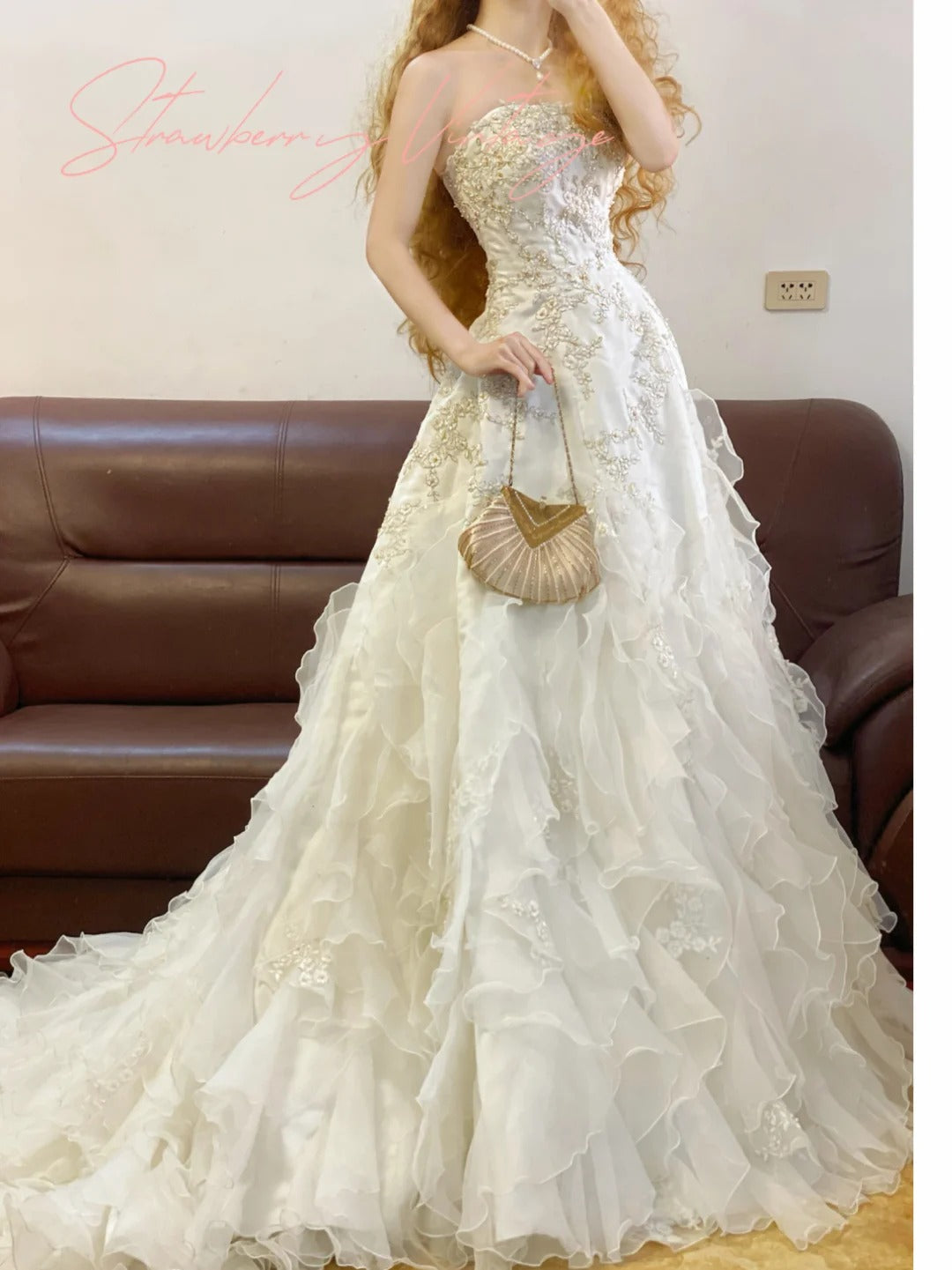 A Line Strapless Elegant Wedding Dress Long Bridal Gown fg7594
