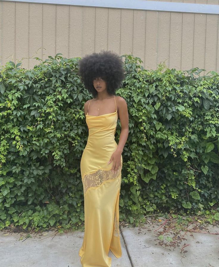 Sexy Yellow Satin Lace Party Dress Long Evening Dress Prom Dresses fg7808
