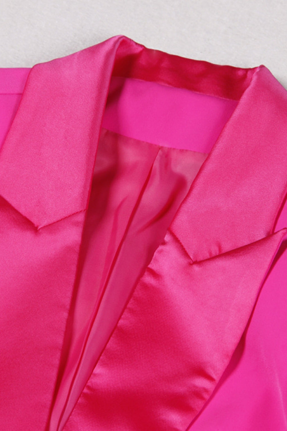 Fuchsia 2-Piece Peak Lapel Women Prom Suits with Feather