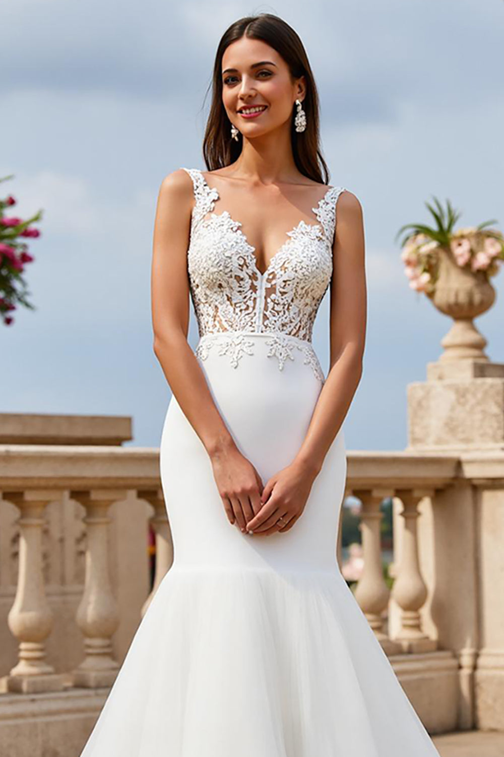 V-Neck Organza Mermaid Ivory Wedding Dress with Lace Appliques